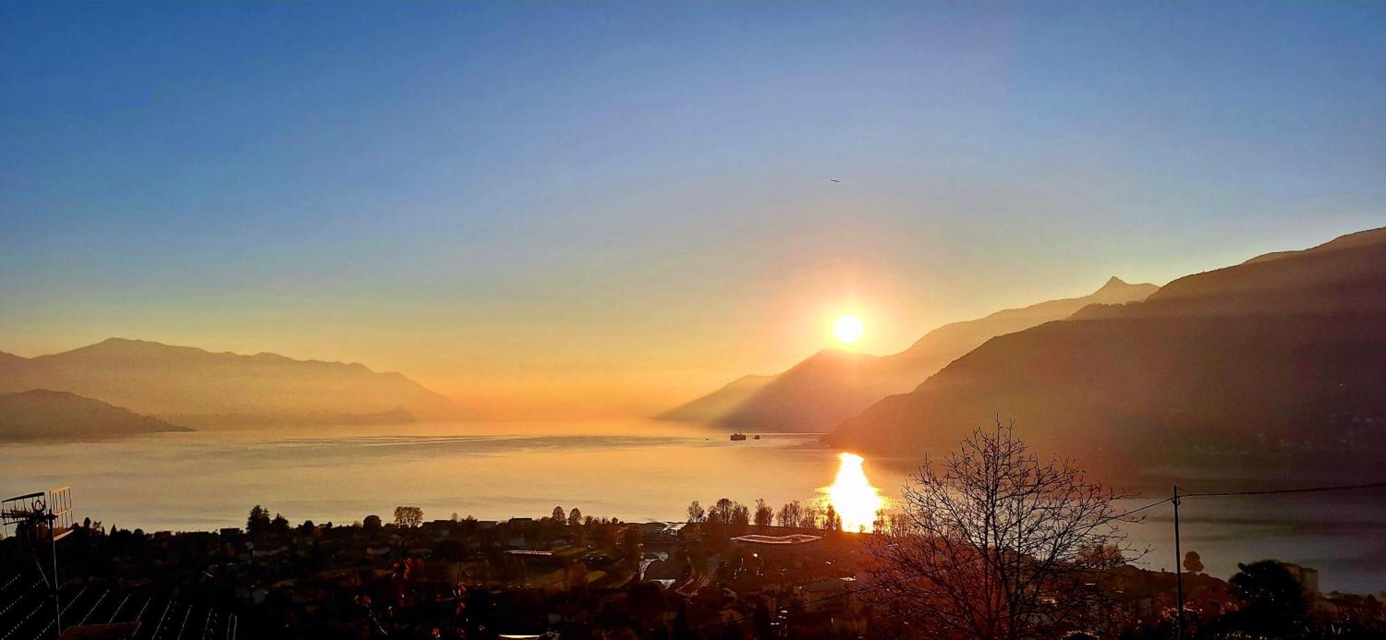 Sole & Lago-Lake Maccagno Zewnętrze zdjęcie